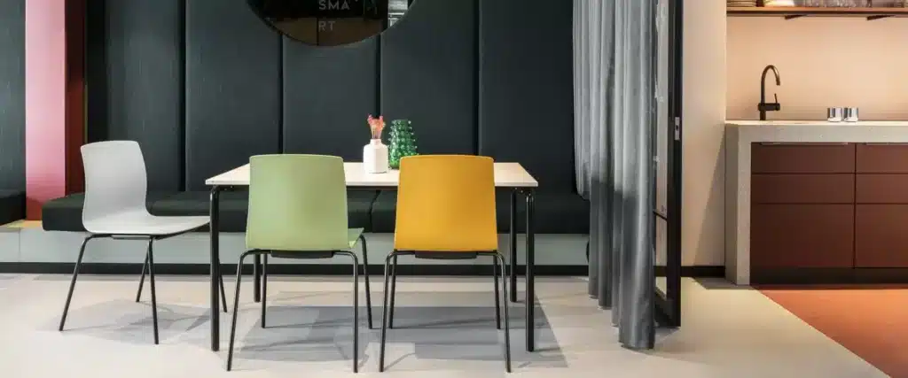 Chaise pour les salles de réunion