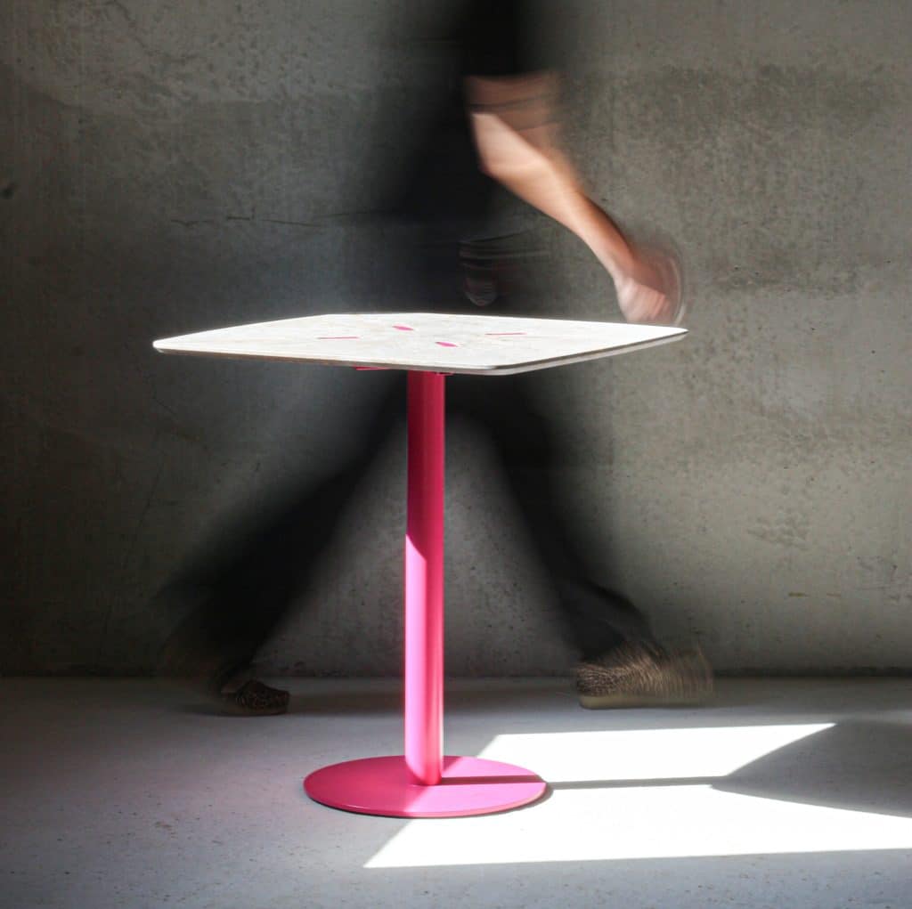 Table de cafétéria