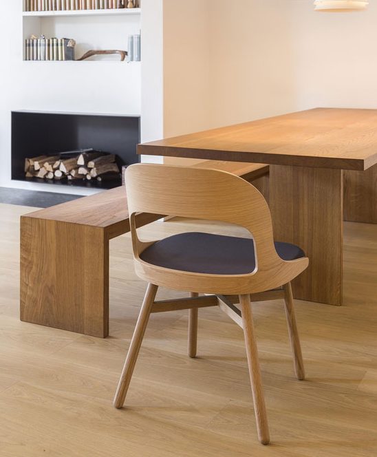 Chaise visiteur en bois