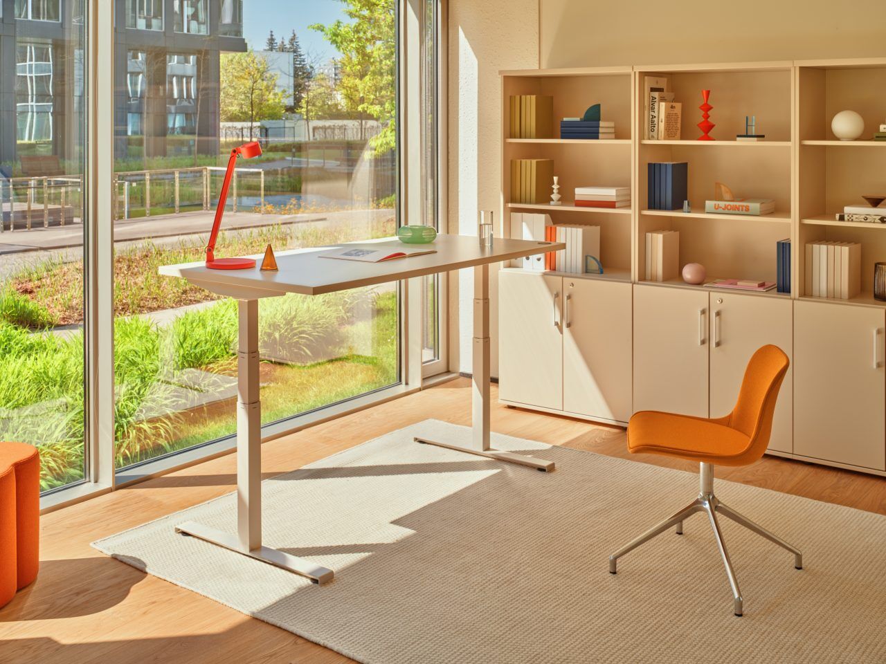 Bureau Ogi drive réglable en hauteur