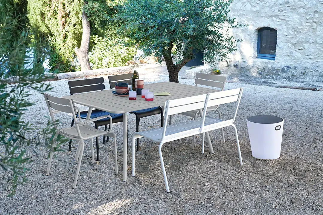 Table d'extérieur