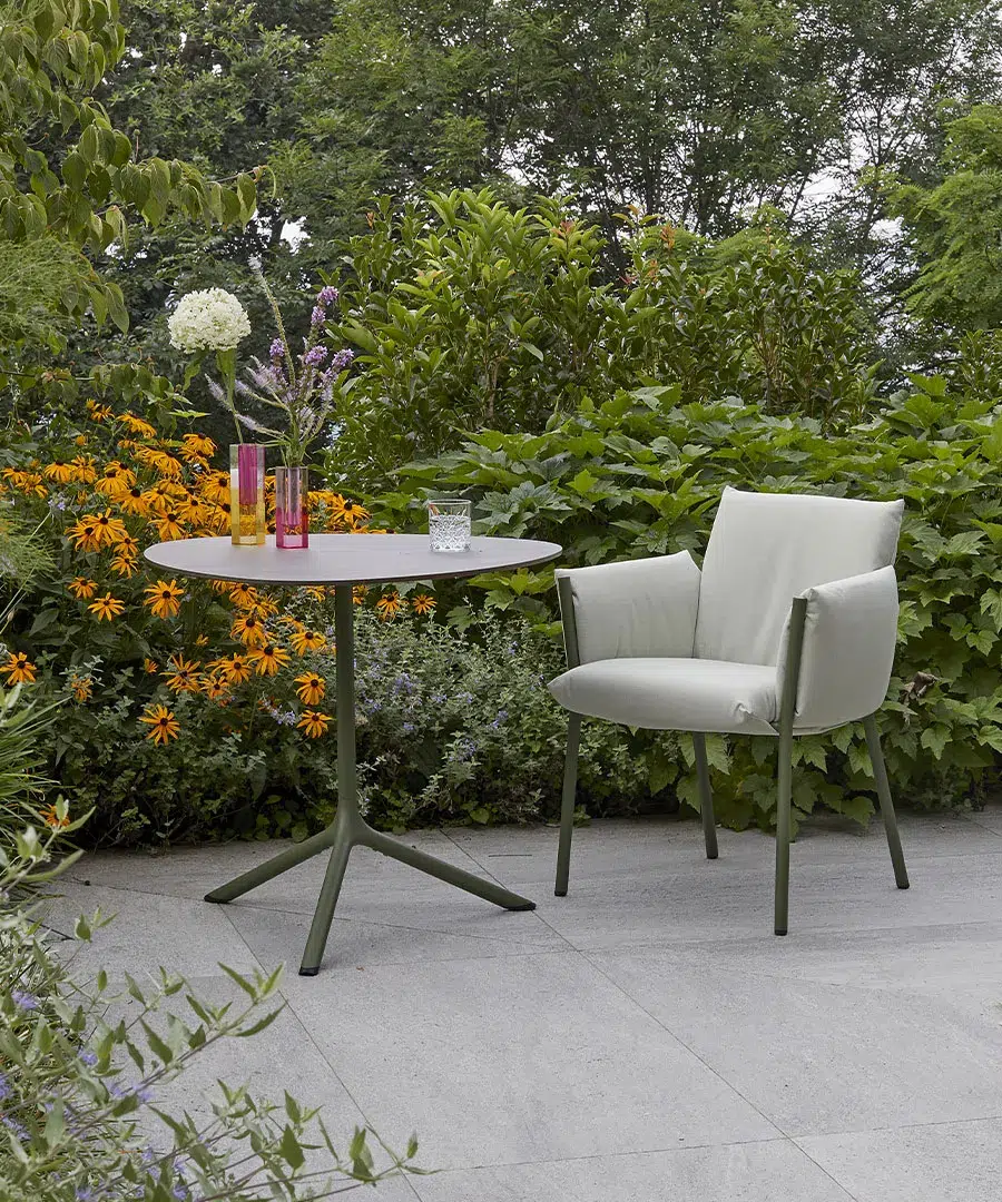 Fauteuil confortable d'extérieur