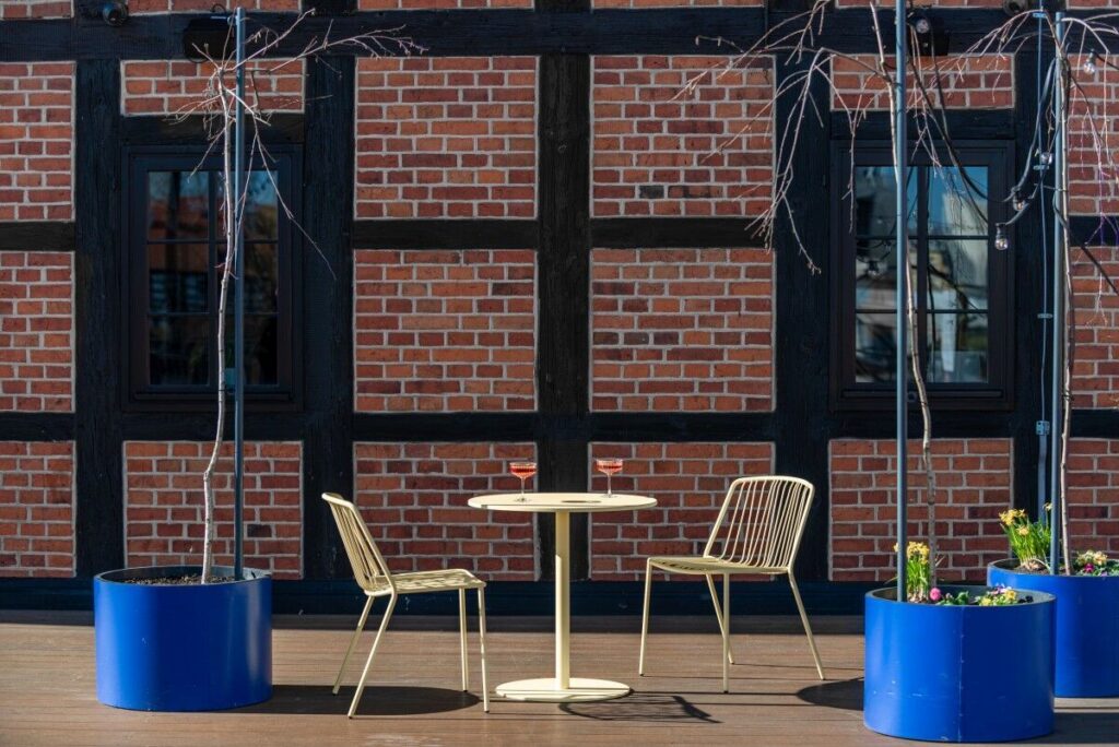 Table de terrasse