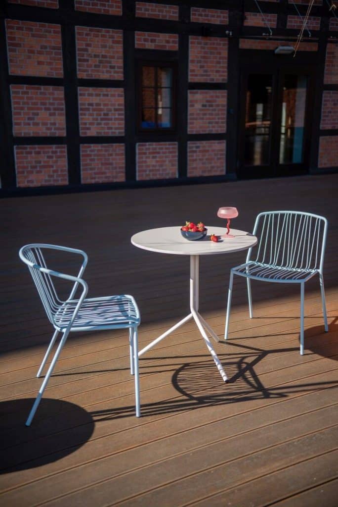 Table de terrasse
