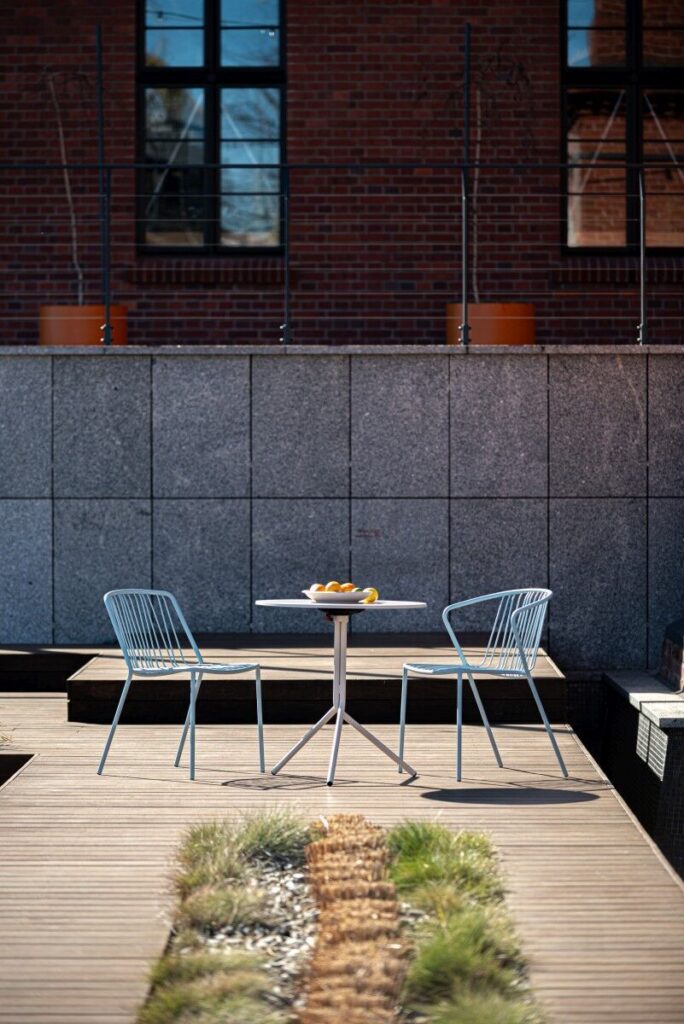 Table de terrasse