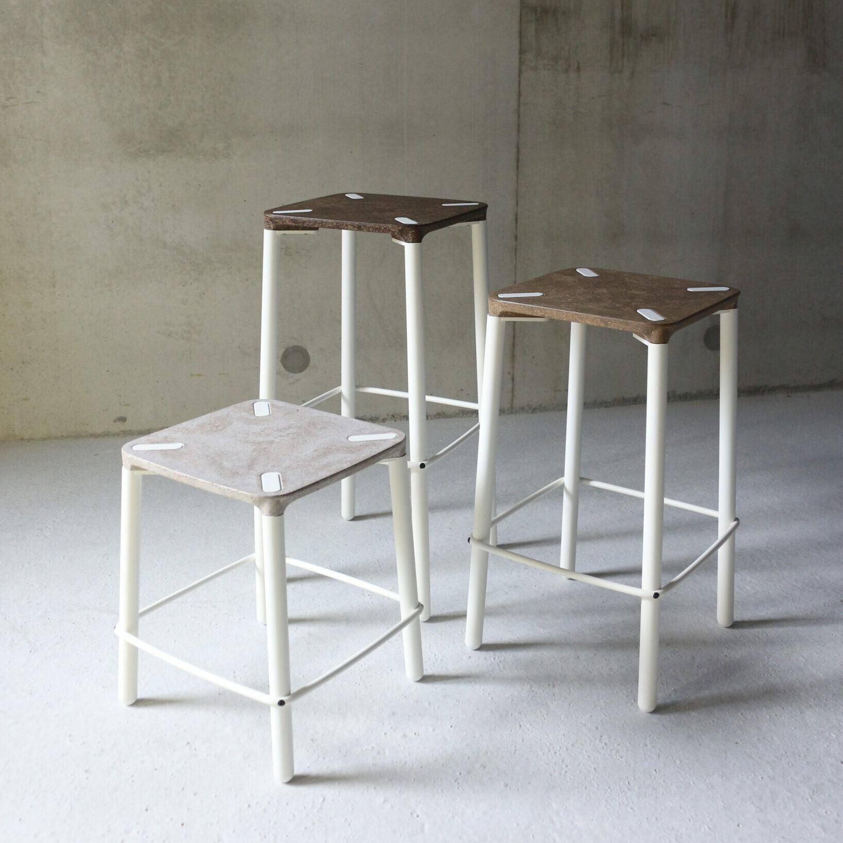 Tabouret pour les espaces de travail