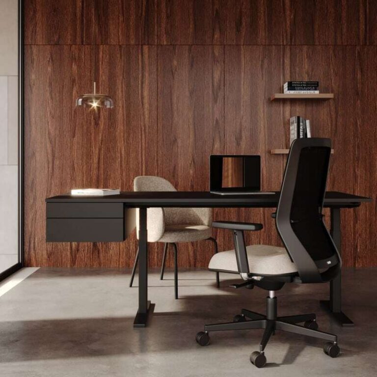 Bureau réglable en hauteur électrique
