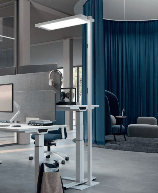 Lampadaire de bureau réglable