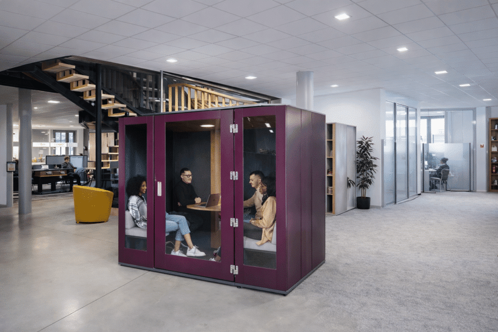 Cabine acoustique 4 personnes