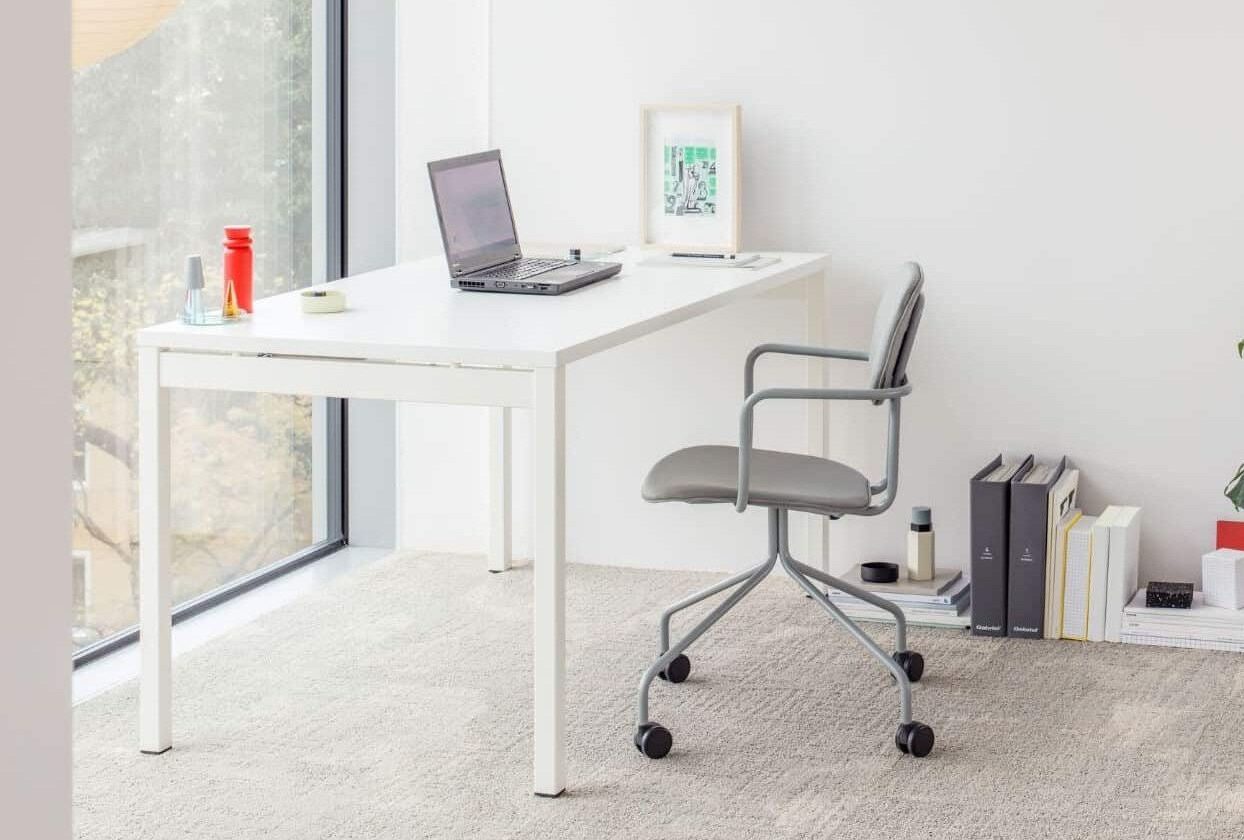 Bureau individuel moderne