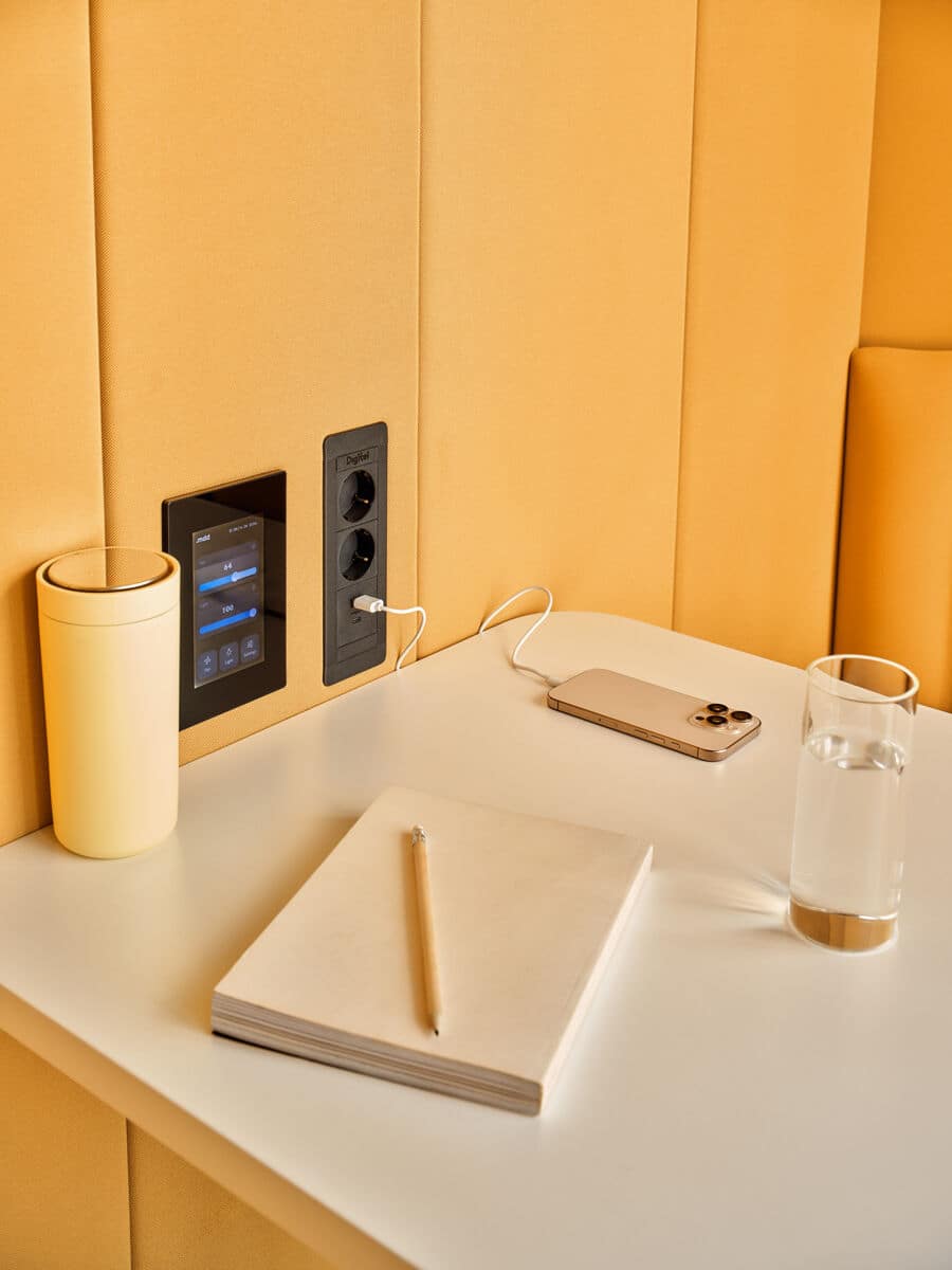 Cabine acoustique 4 personnes