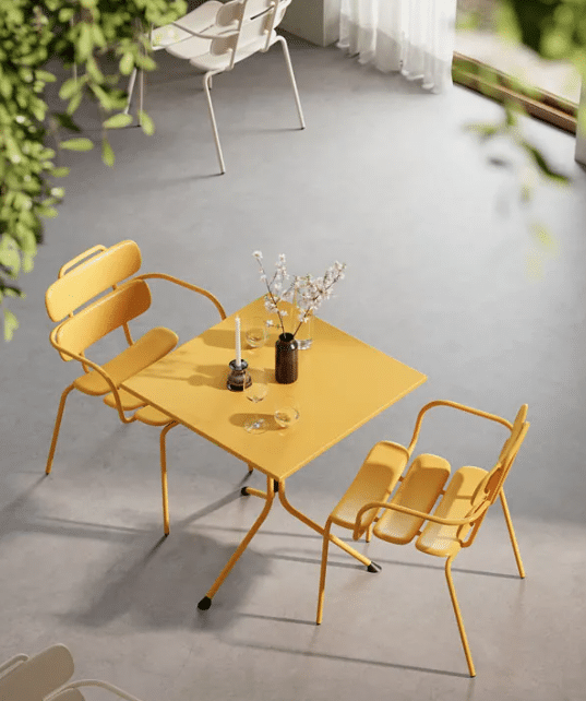 Chaise pour les cafétérias