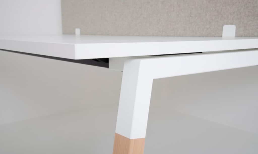 Bureau bench