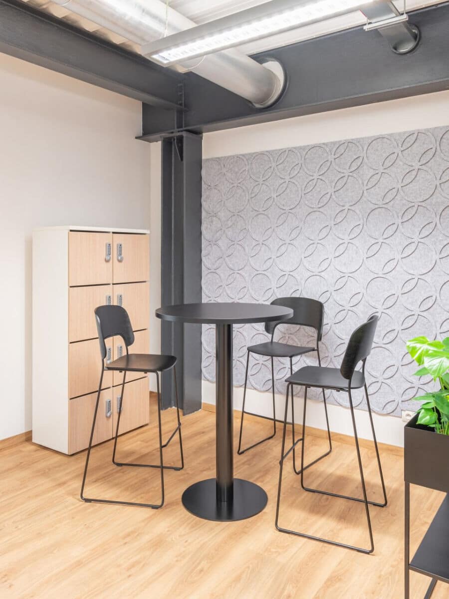 Casier de rangement pour les espaces de travail