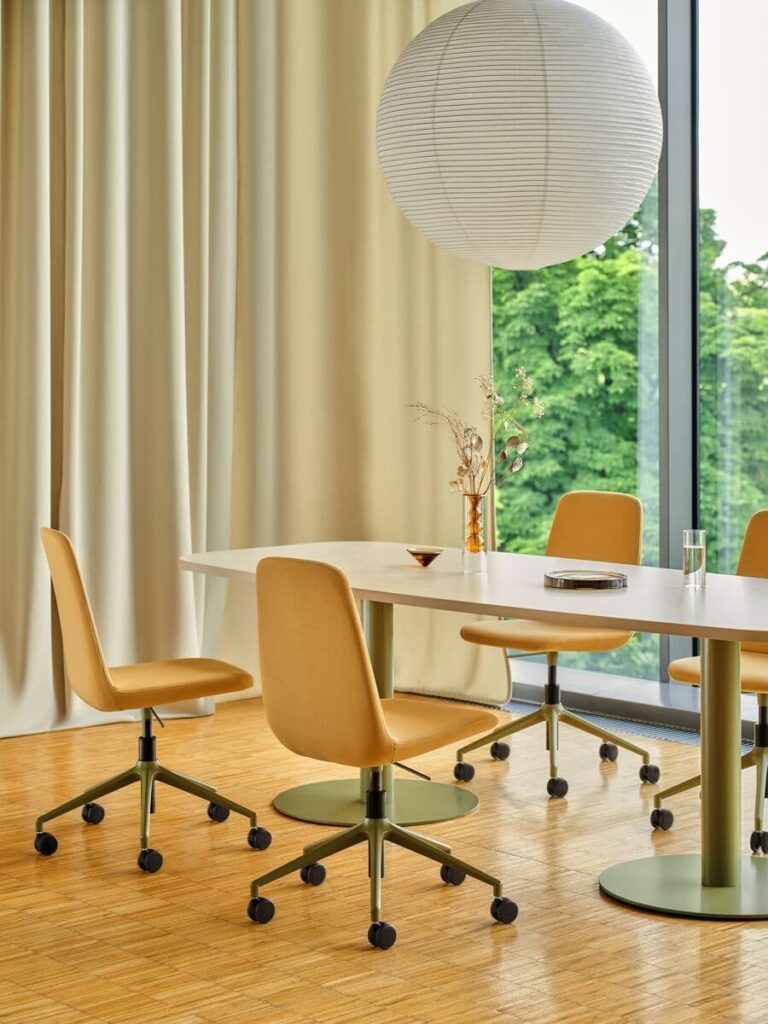 Table de réunion