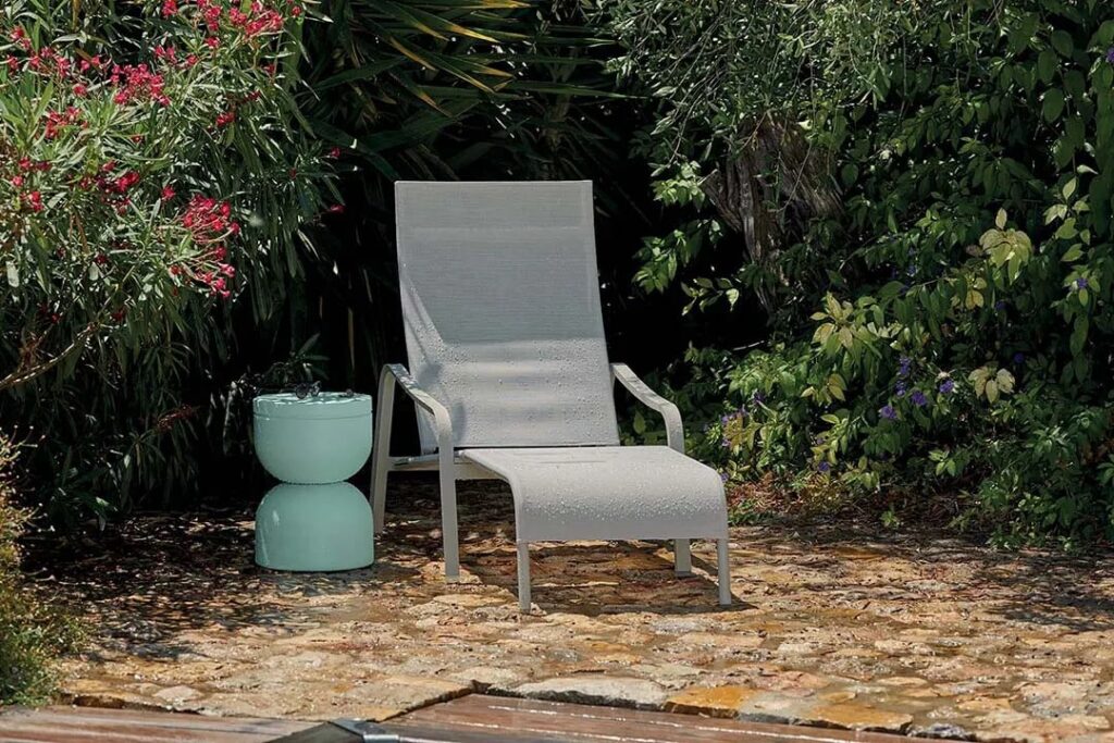 Chaise longue