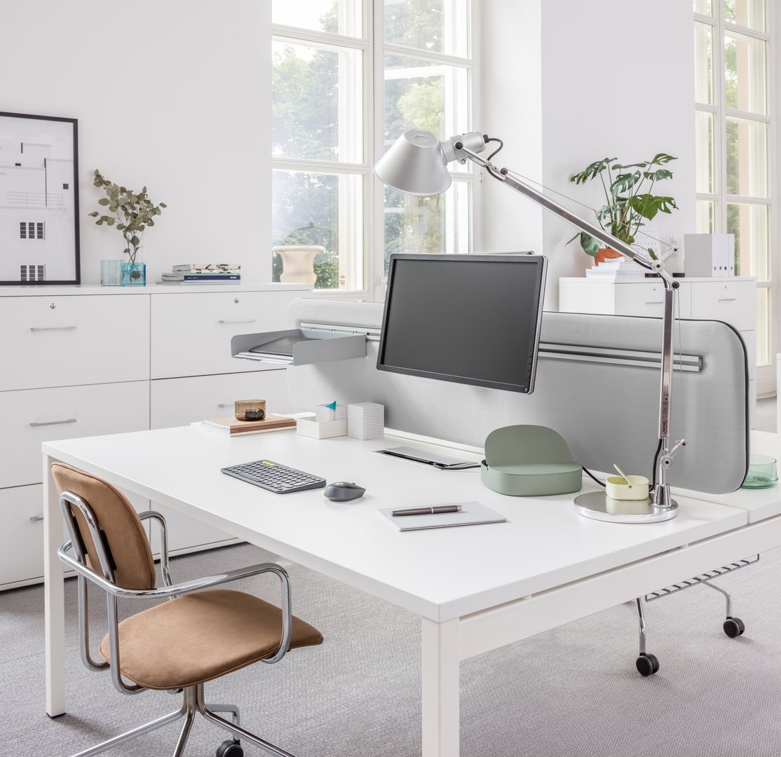 Bureau bench